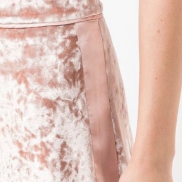 ALEXIS SHORTS KELLIS PINK PEACH CRUSHED VELVET HIGH WAISTED SIZE XS $395 - Picture 4 of 8